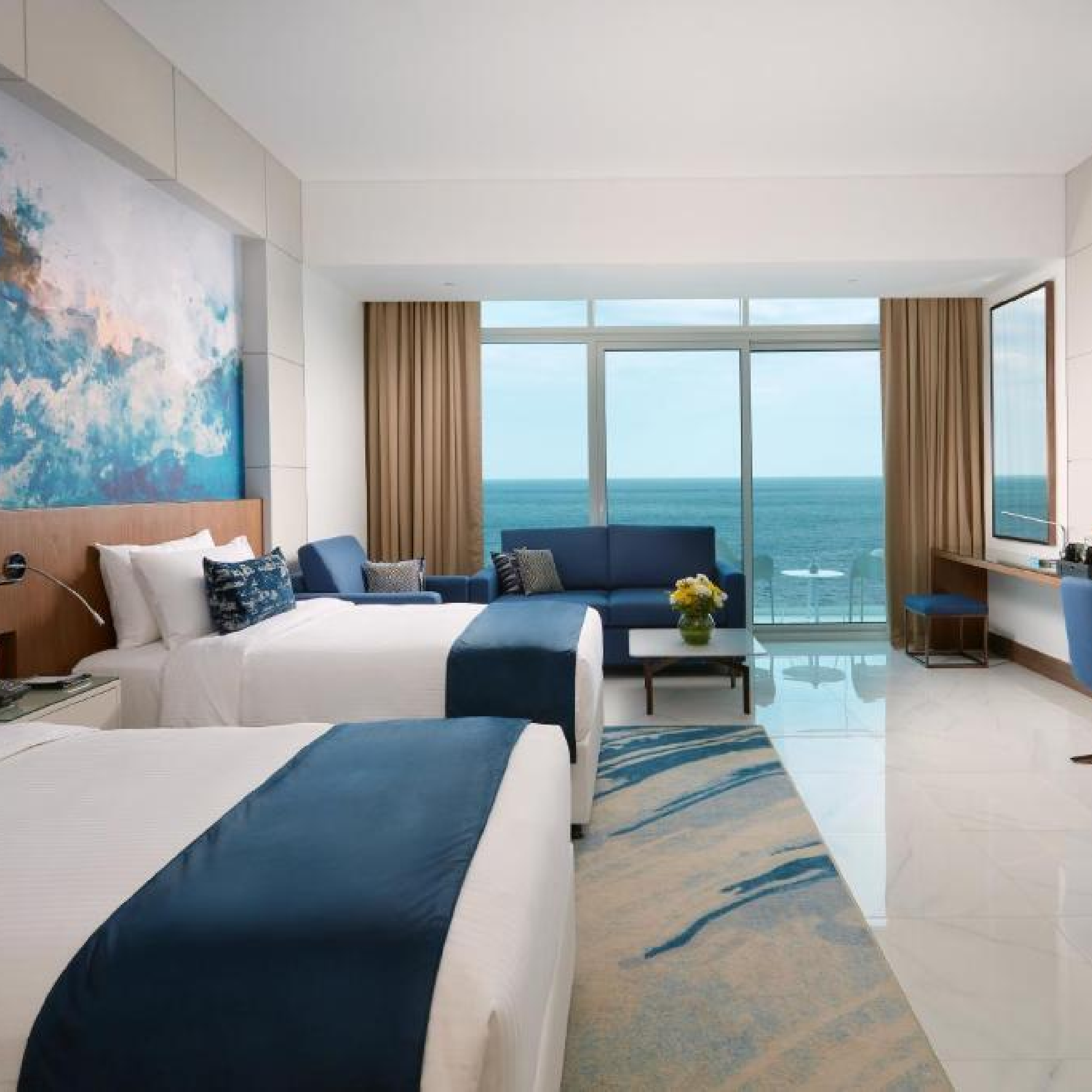Royal M - Superior Twin Room